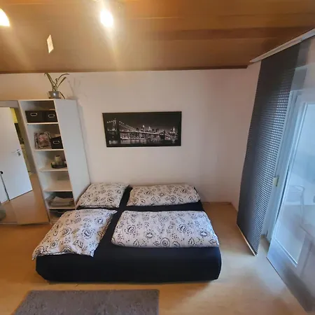 Einzimmerwohnungmit großem Balkon Mietersheim Exterior foto