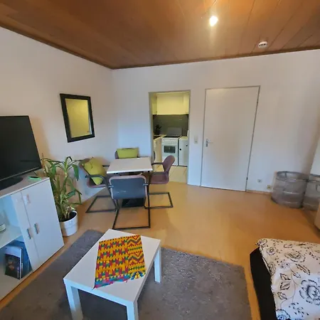 Einzimmerwohnungmit großem Balkon Mietersheim Exterior foto