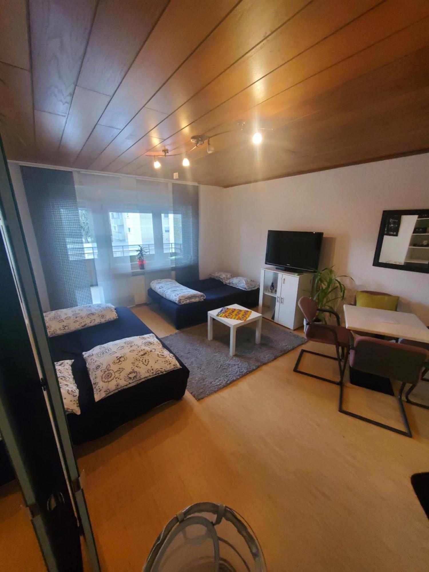 Einzimmerwohnungmit Großem Balkon Mietersheim