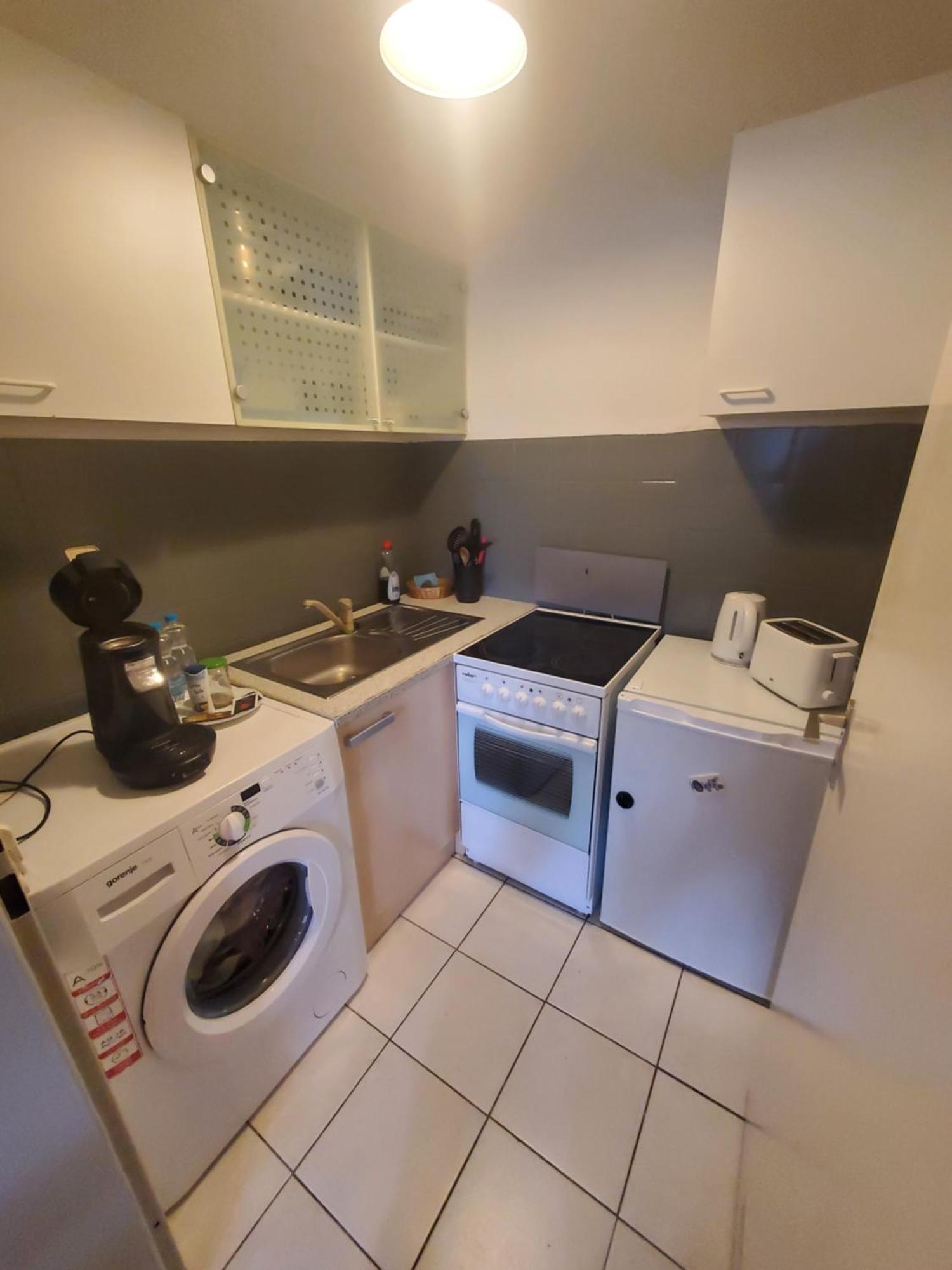 Einzimmerwohnungmit Großem Balkon