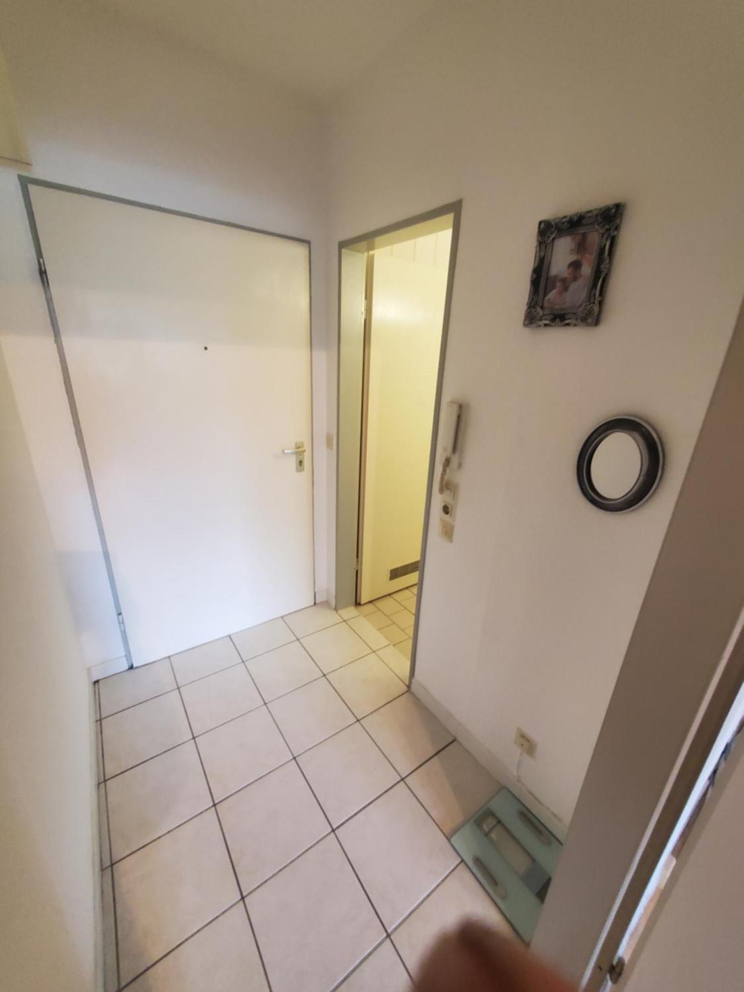 Einzimmerwohnungmit Großem Balkon Apartment *